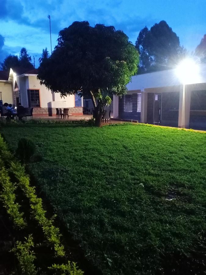 The Peak Meadows Hotel Nyeri Exterior photo